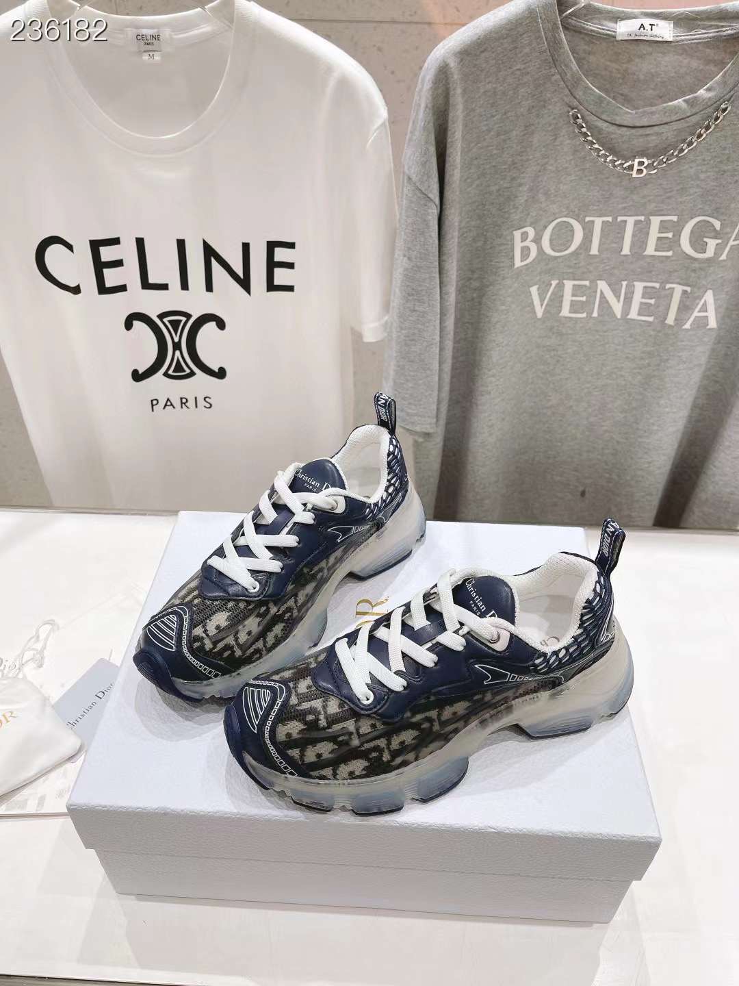 디올 23ss VIPE 바이브 여성 스니커즈 35~40