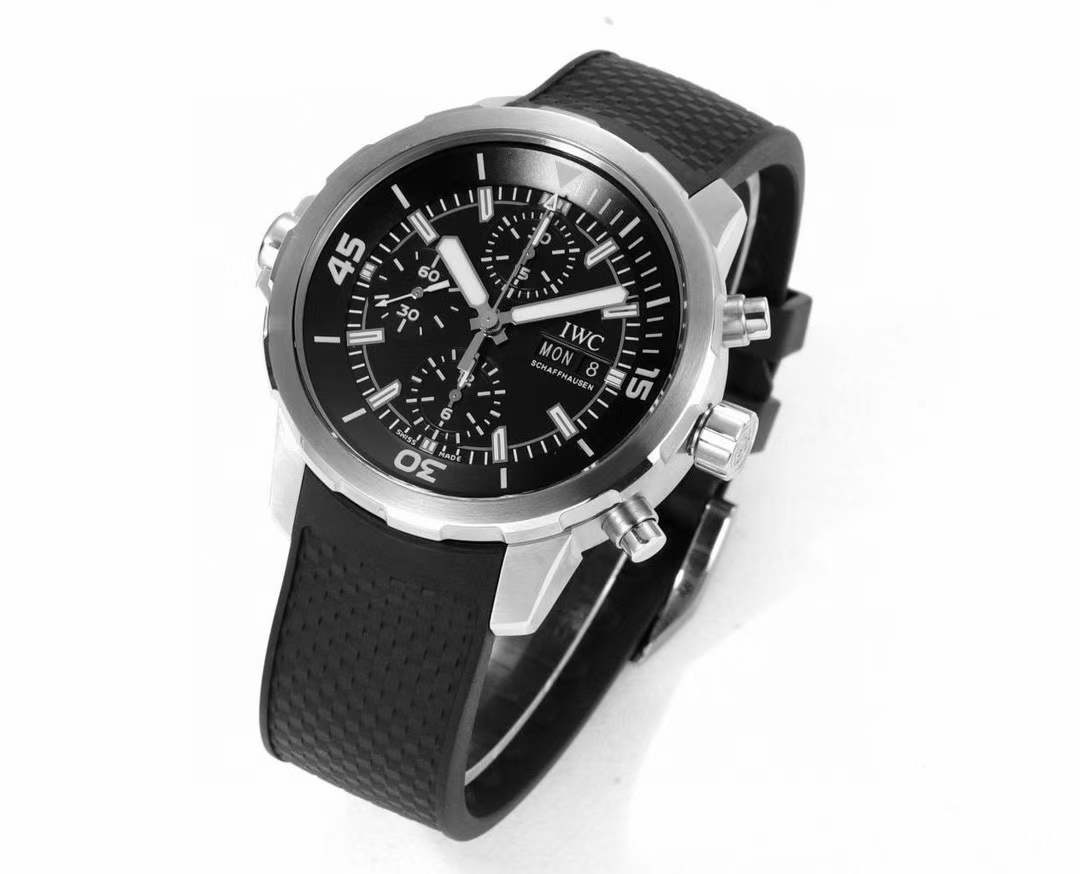 IWC 아쿠아타이머 스페셜 에디션 44mm N1팩토리